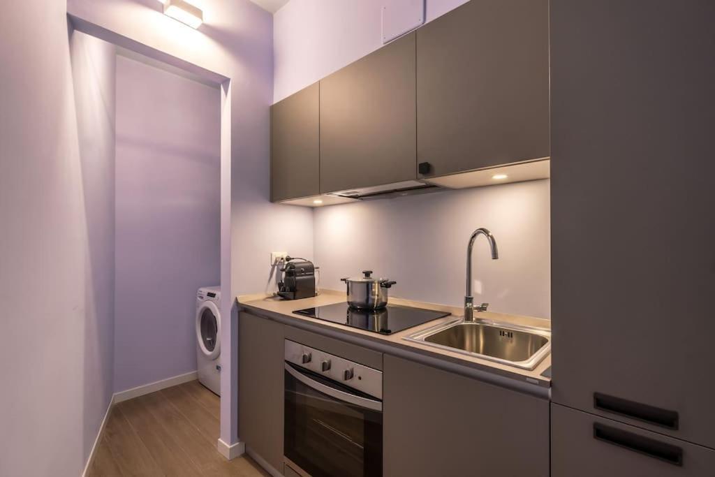 Duomo Center Two-room Design- Private Gym - Metro Apartment Mailand