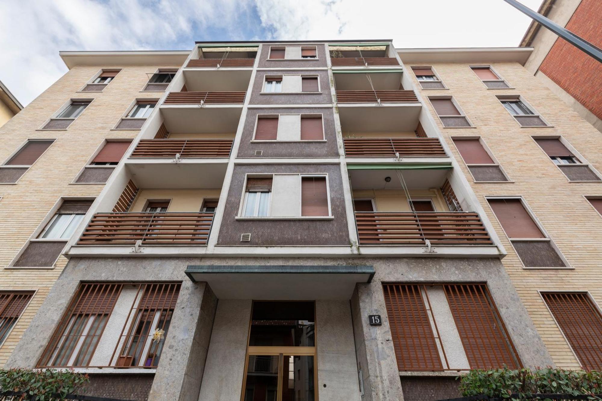 Massarent House - Gambara M1 *
