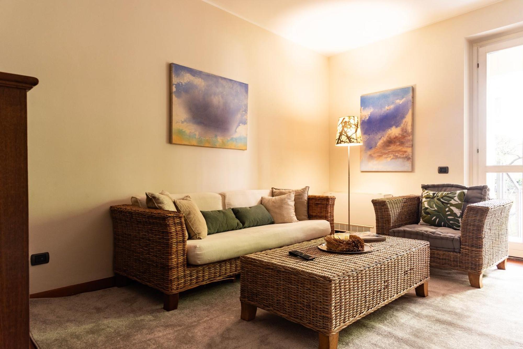 Moscova-brera Elegante Con Giardino Privato * Milano