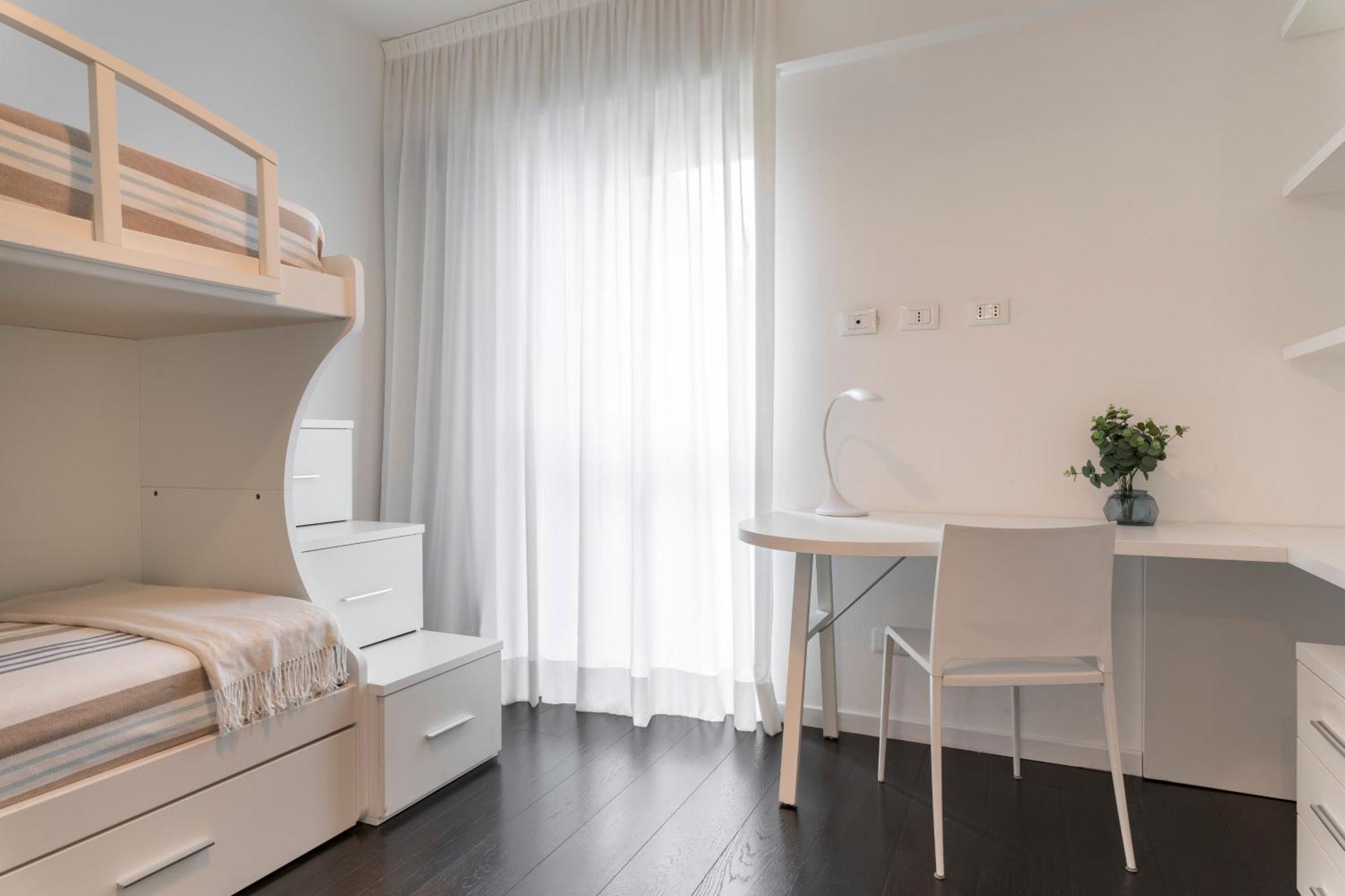 Apartment Santa Tecla Living Volturno 33 Mailand