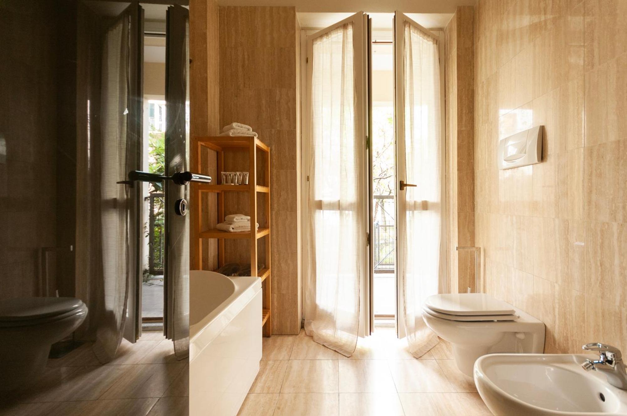 Moscova-brera Elegante Con Giardino Privato *