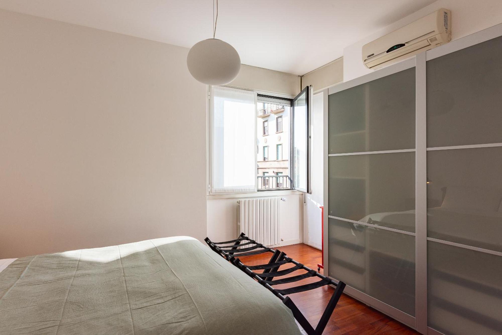 Appartamento Daniele Flat - Free Wi-fi & M4 Metro Mi