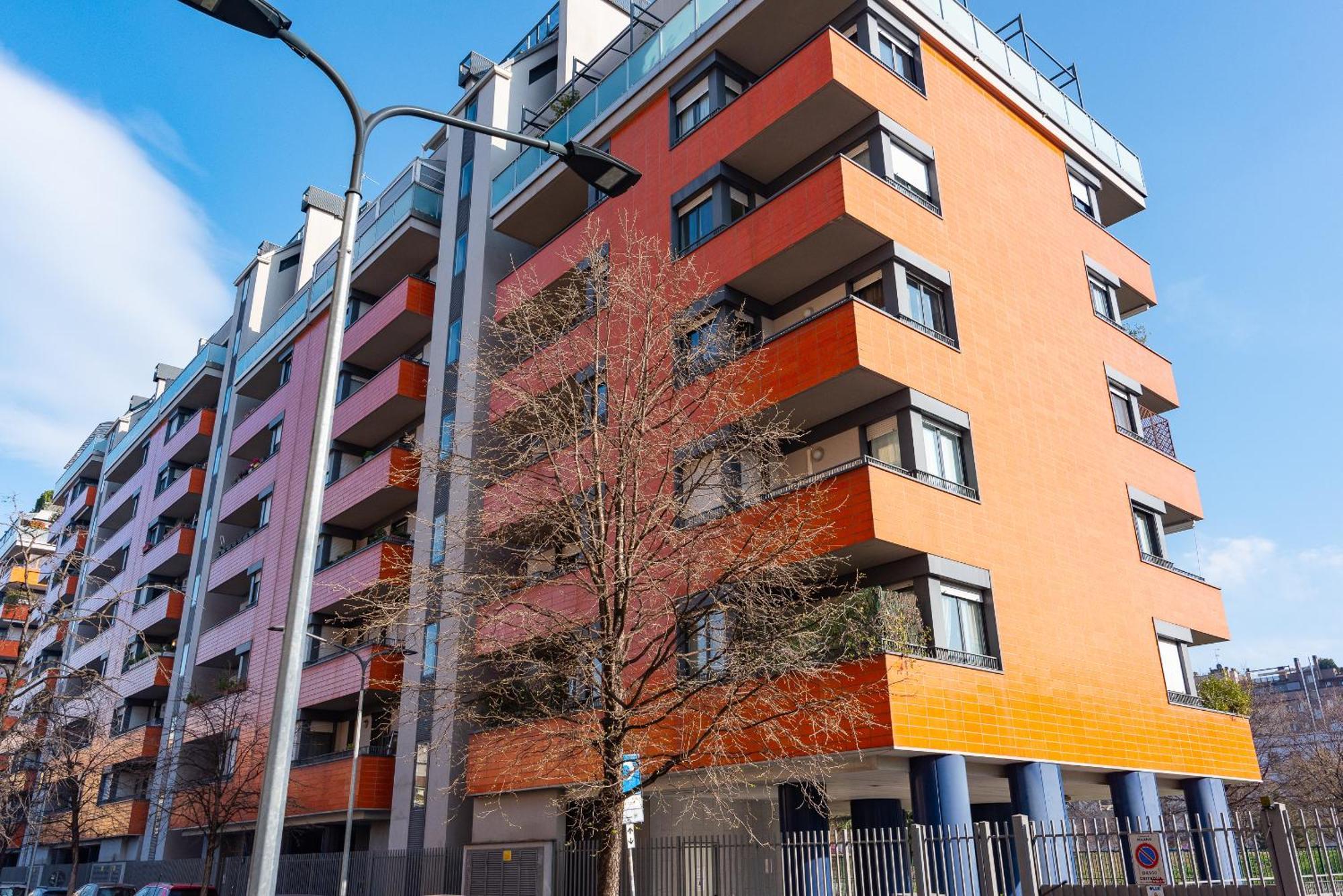 Appartamento Daniele Flat - Free Wi-fi & M4 Metro Mi