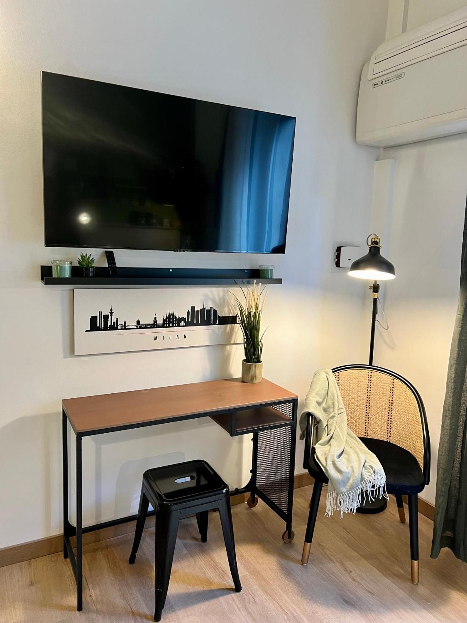 La Bella Charme 3 Km Away From Duomo/ Netflix & Wi-fi Included Milano