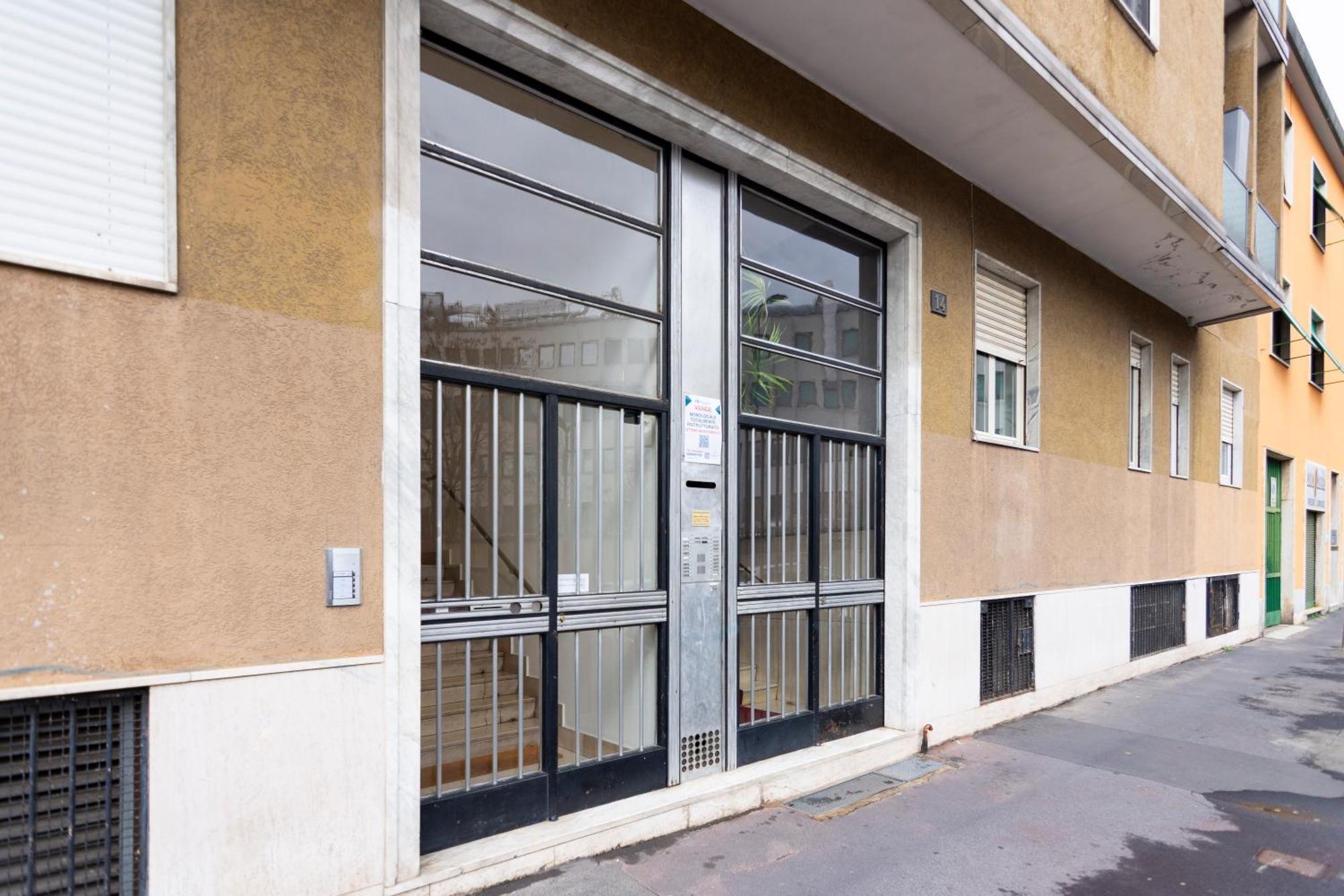Ospitali - West Piccolo Nido Per Due Persone Ottimo X Partite O Concerti A San Siro Apartment *