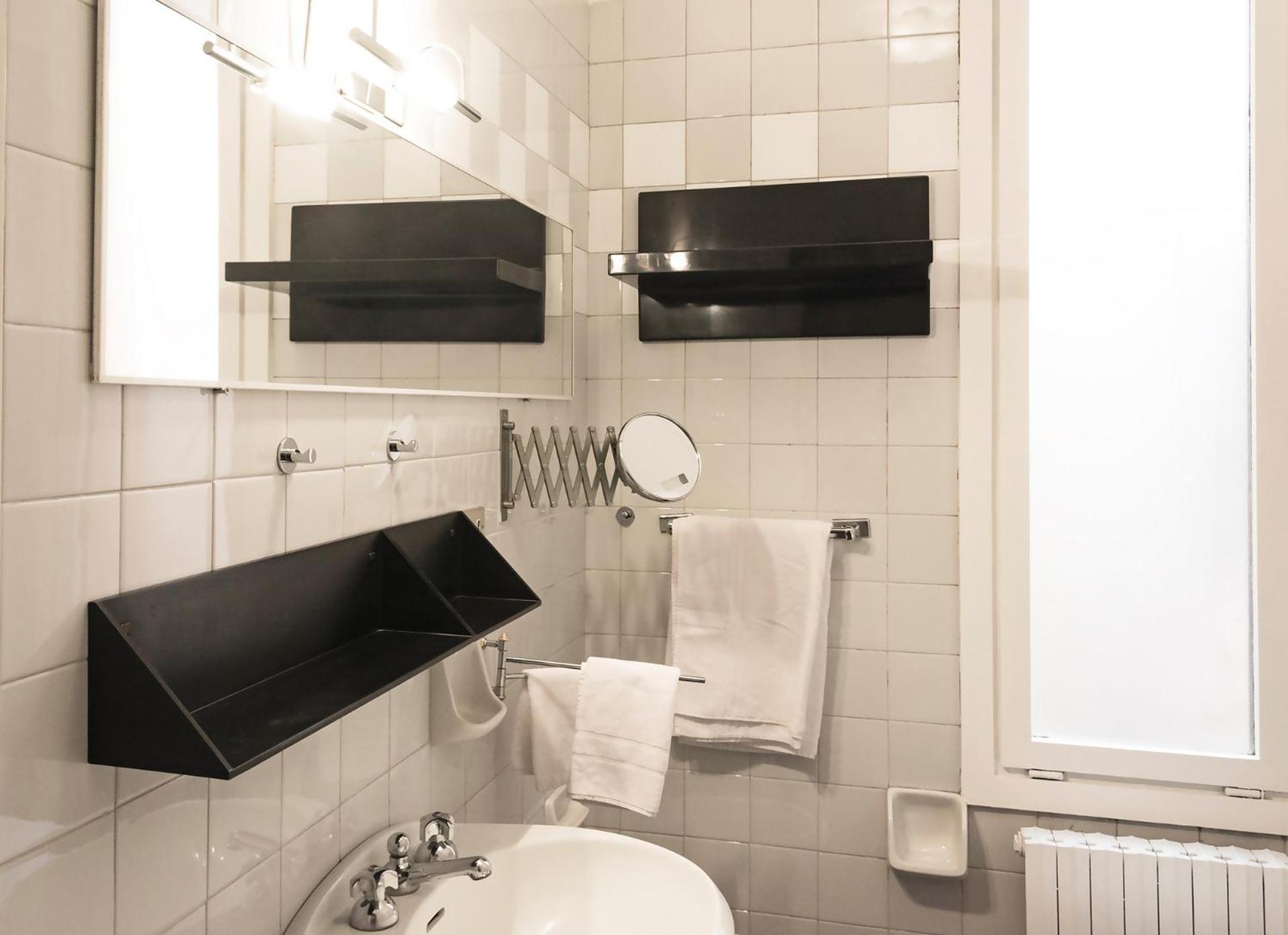 Center Porta Romana Apartment