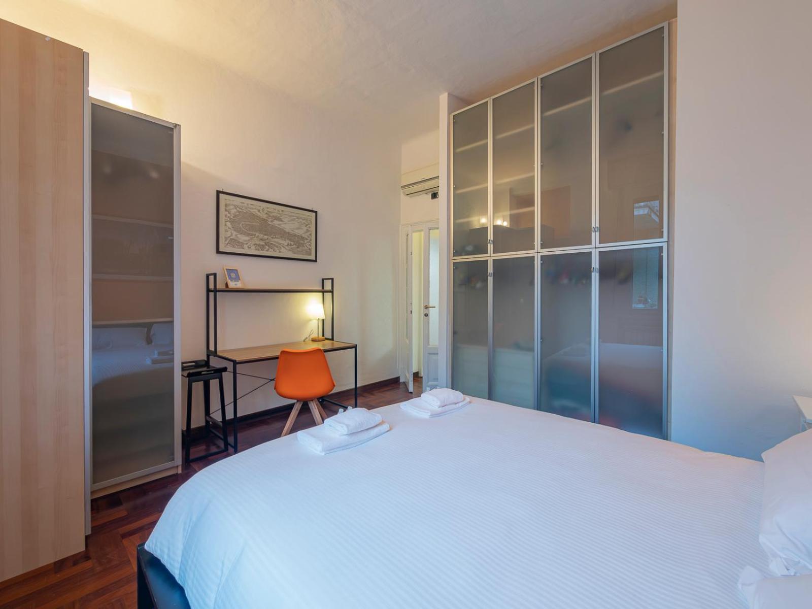 Xenia - Charming Three-room Lejlighed