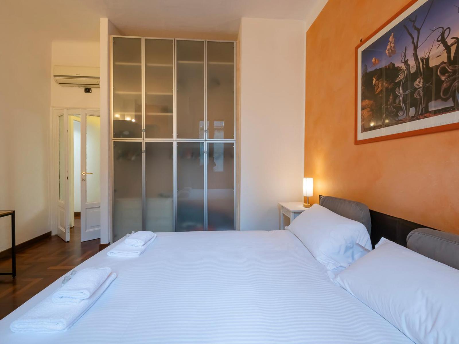 Xenia - Charming Three-room Milano