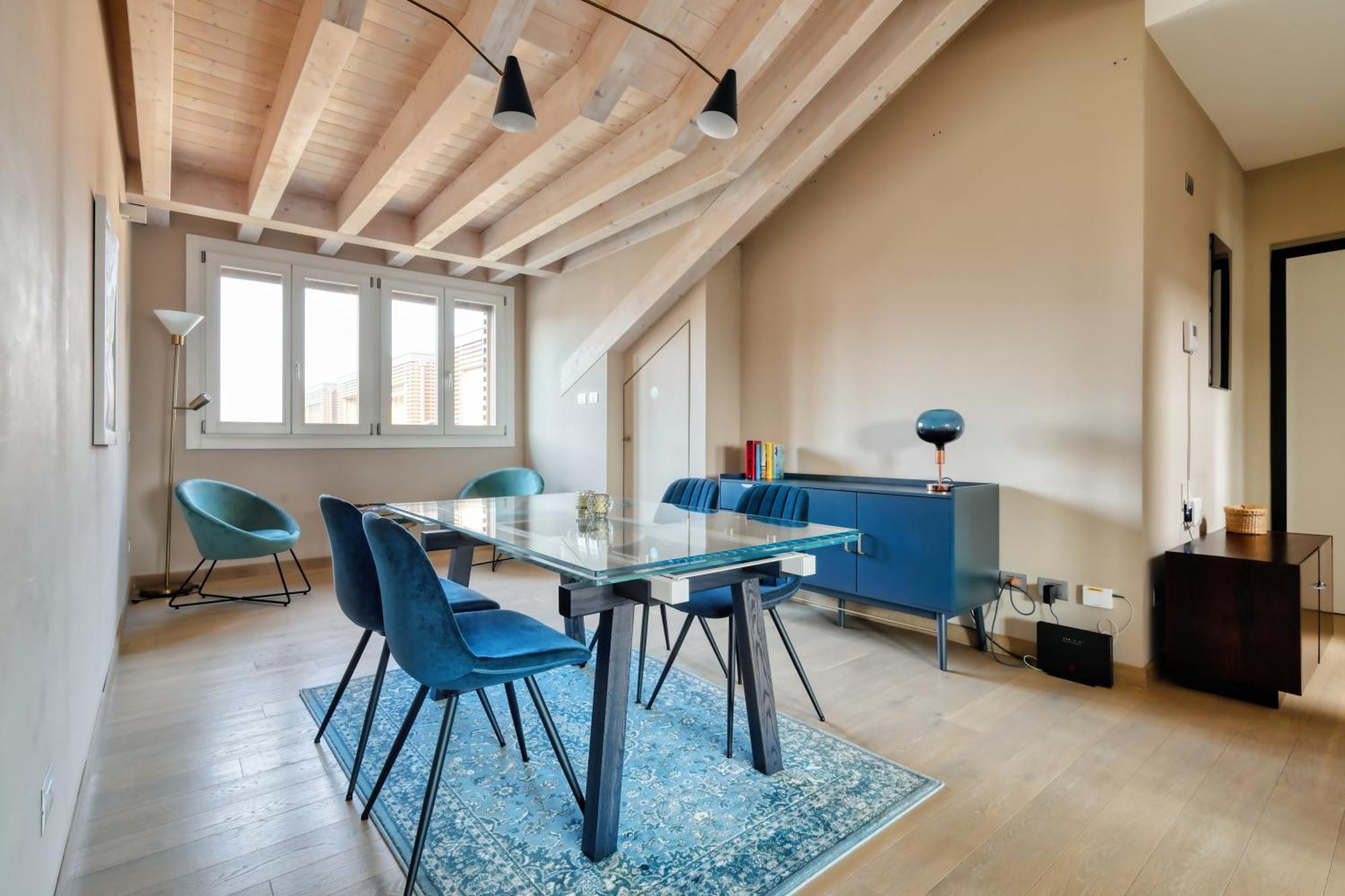 Joivy Elegant With Parking And Balcony * Milano