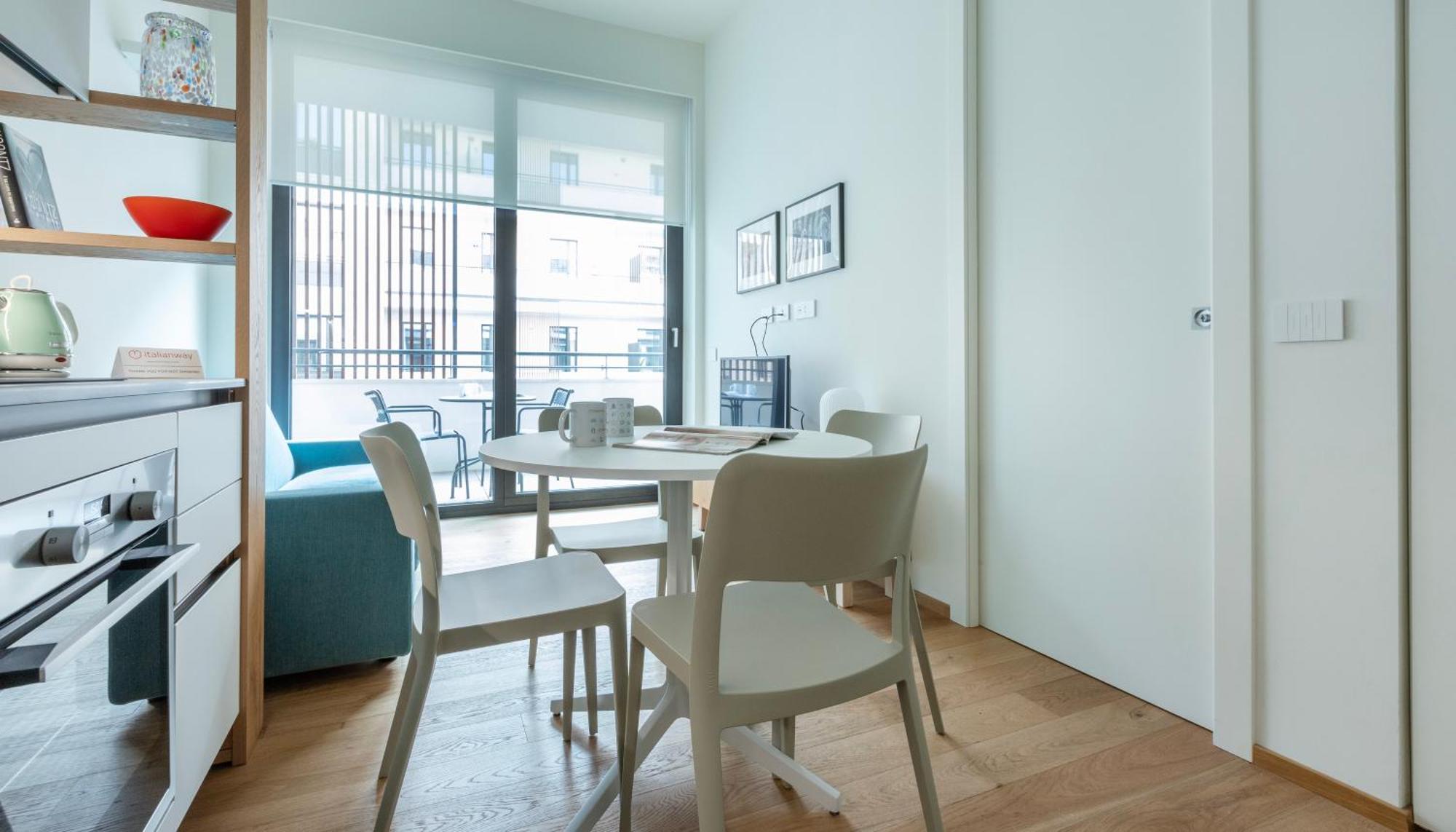 Italianway - Cecchi 18 B * Mailand