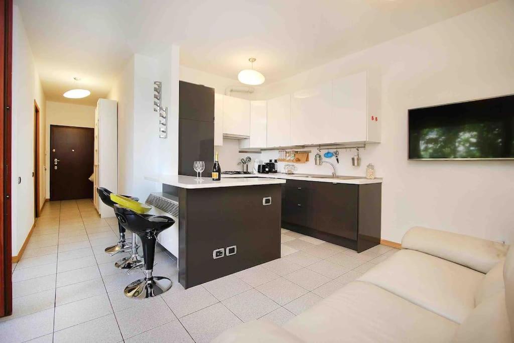Bellissimo Bilocale Con Terrazzo Leilighet *