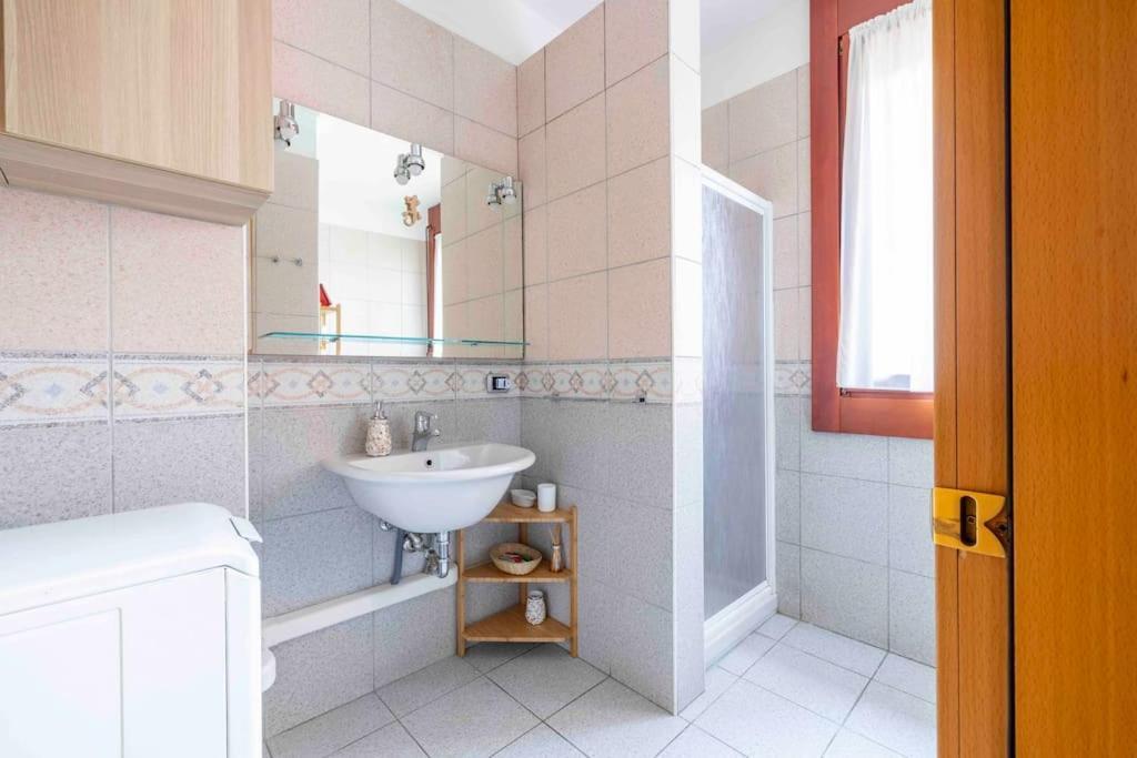 Leilighet Bellissimo Bilocale Con Terrazzo *