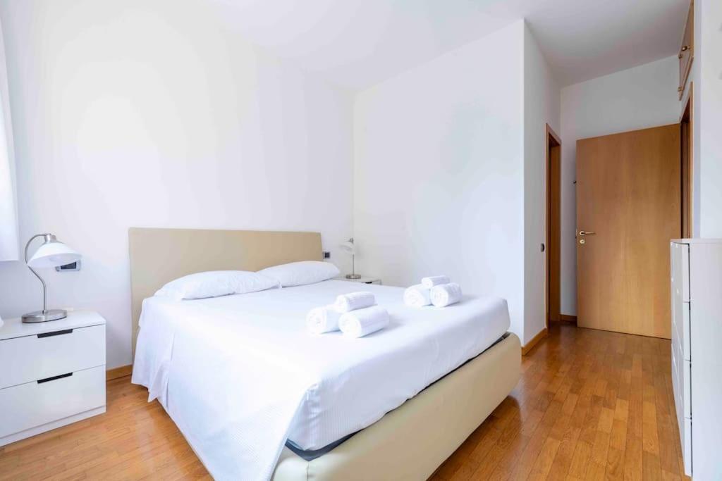 Leilighet Bellissimo Bilocale Con Terrazzo