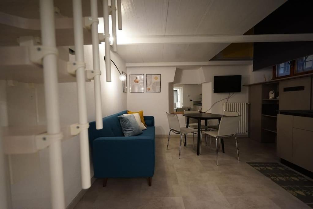 A Due Passi Dal Bosco Verticale Appartement