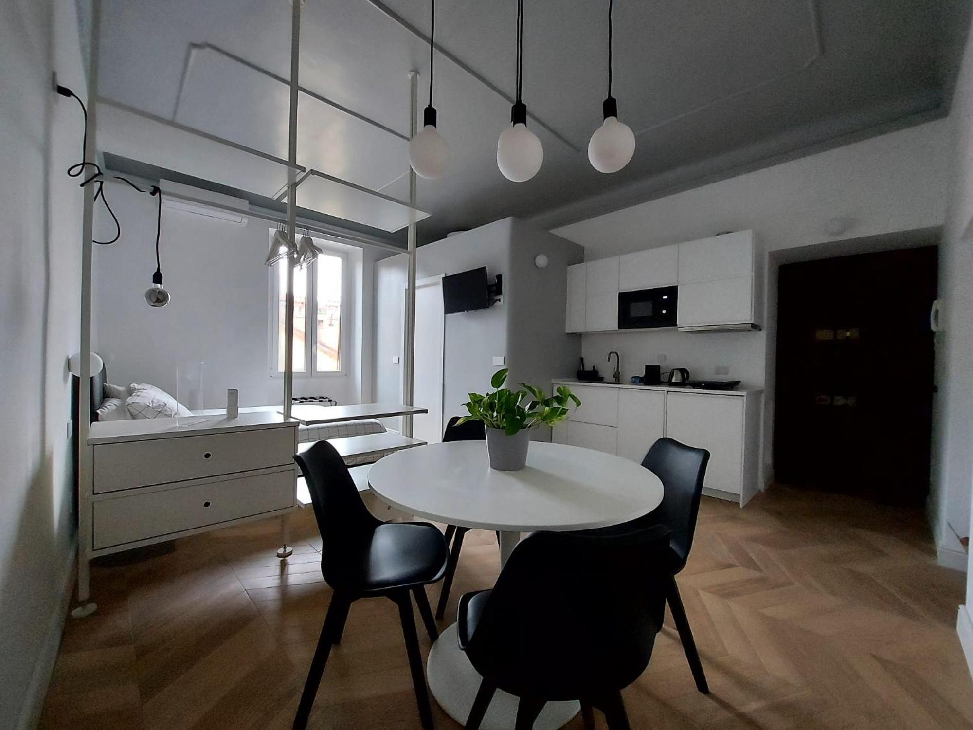 Navigli New Central Studio * Milano