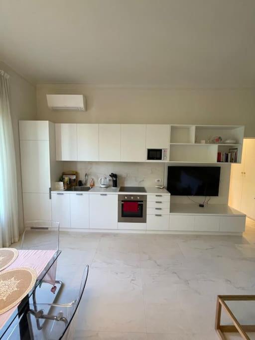 Aporti Apartment