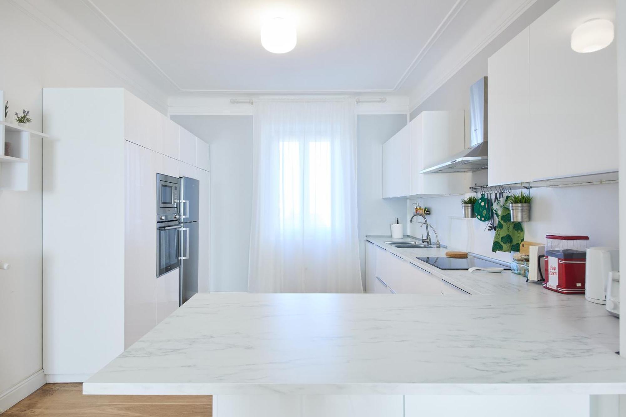 Apartment Porta Romana 80mq Luminoso Luxury Duomo A 10 Min Milan