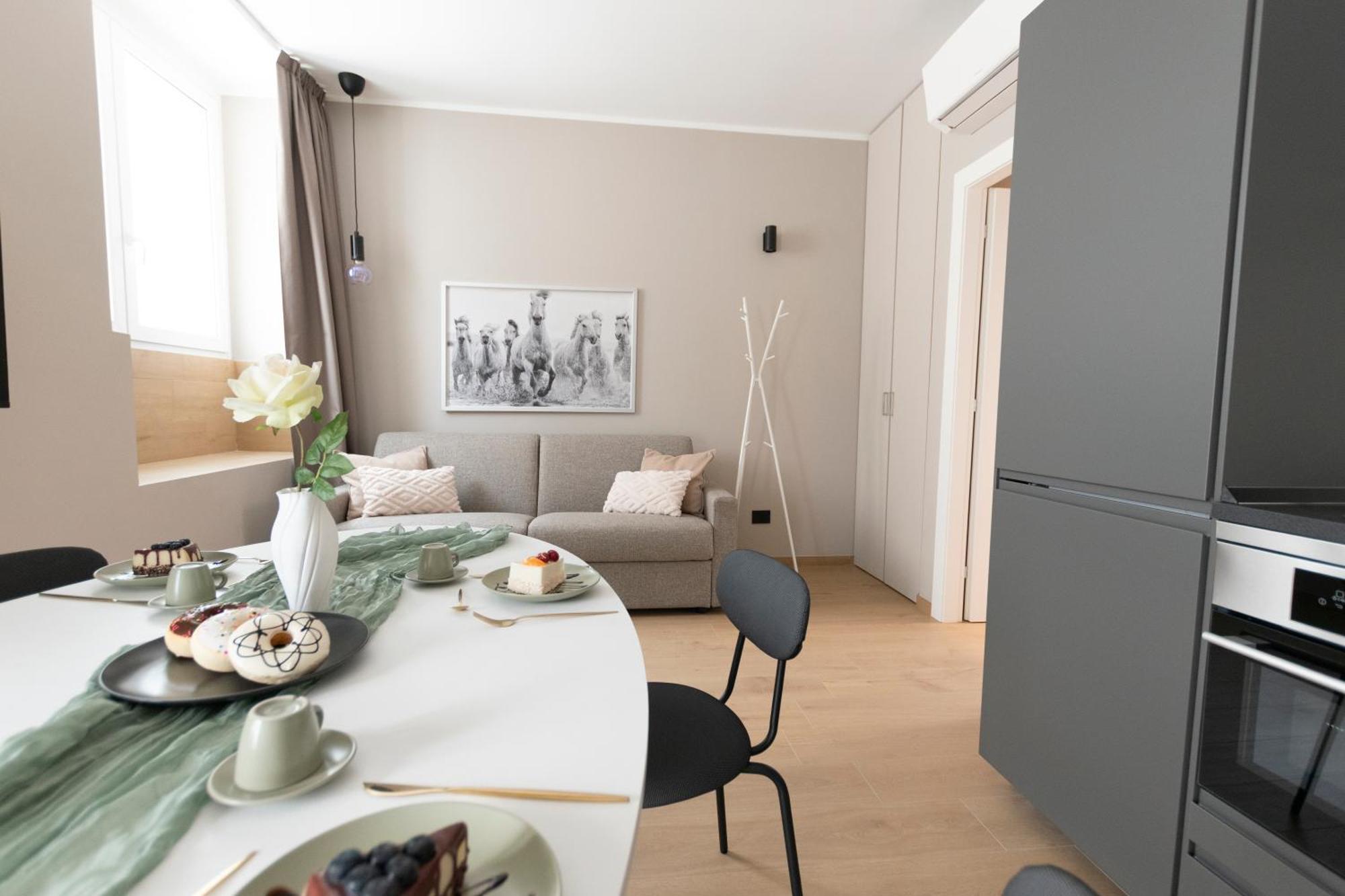 Ihost Luxury -free Parking- Plana 8 Mailand