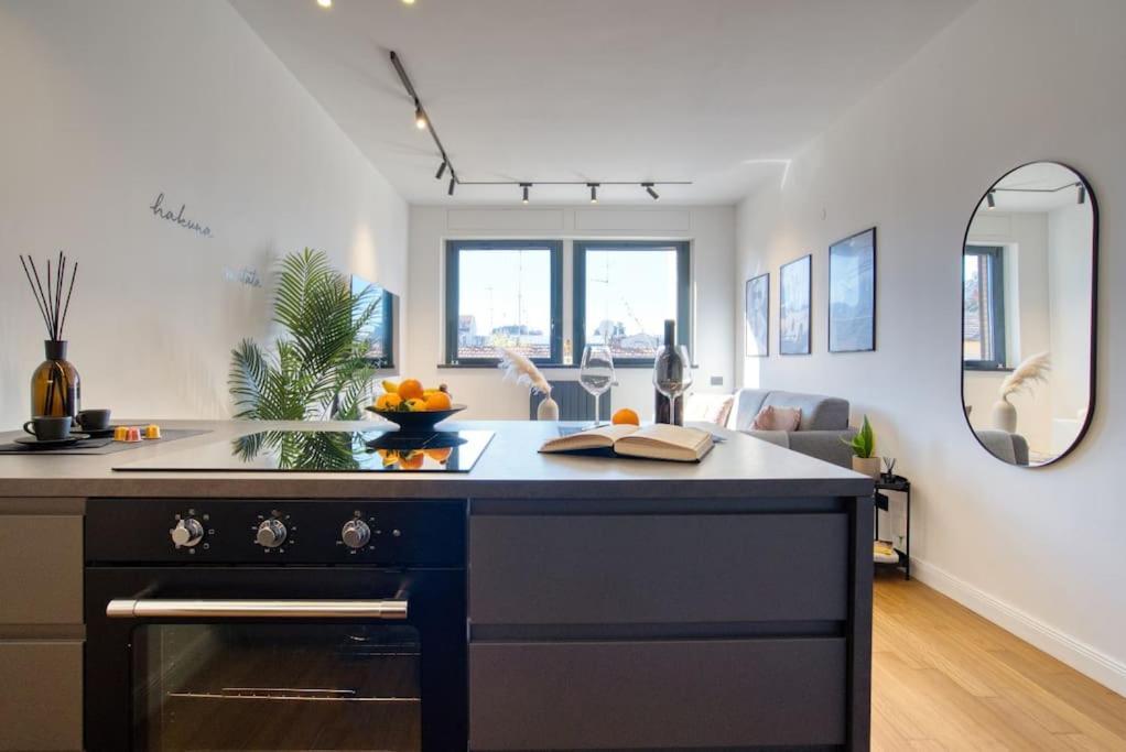 Apartment Italianflat - Canal Couture, Navigli Luxury Retreat Milan