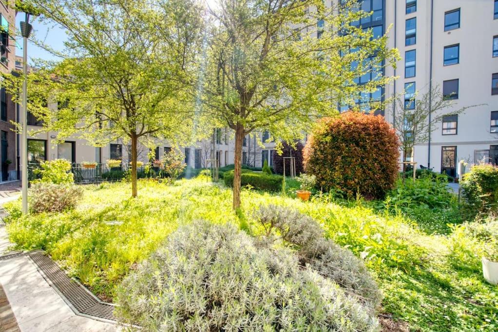 Apartment Italianflat - Canal Couture, Navigli Luxury Retreat Milan