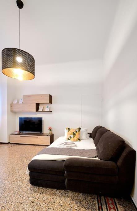 Isola Suite-hosted By Sweetstay * Milano