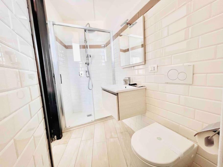 Appartamento 5 Min Walk To Duomo Petite Loft! Milano