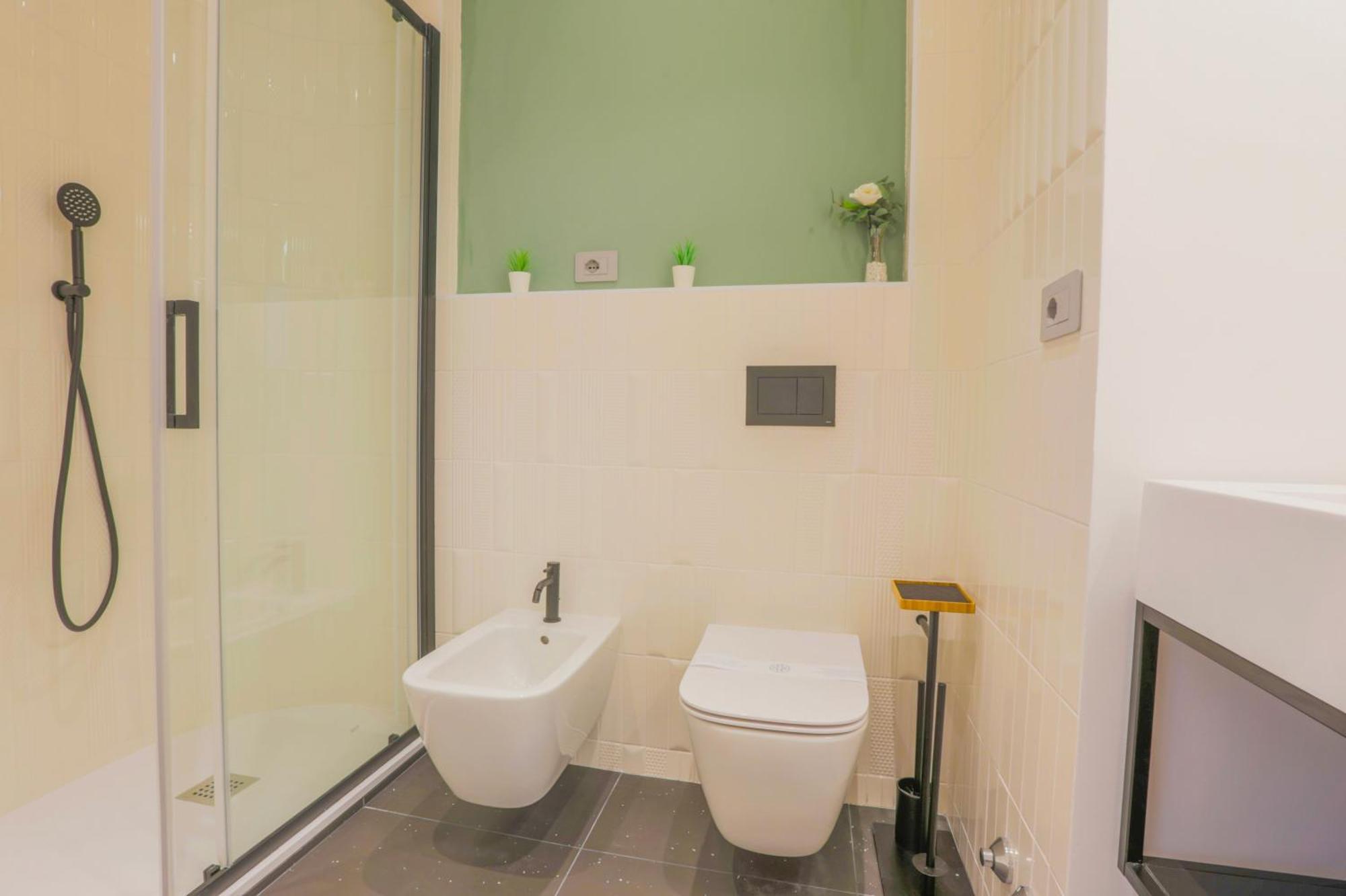 Private Luxury 5 Bedroom - Station * Milaan