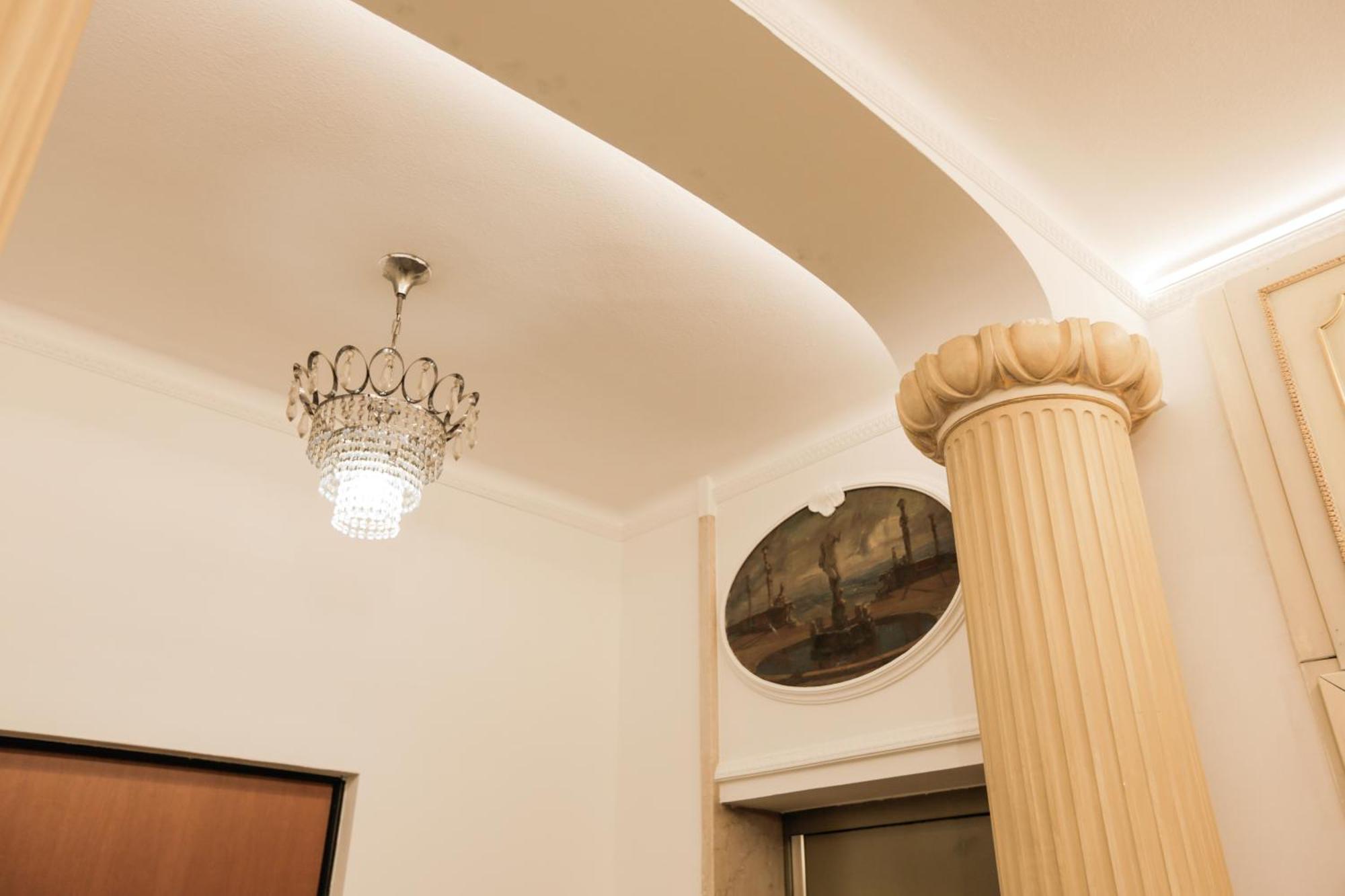 Appartement Private Luxury 5 Bedroom - Station Milaan
