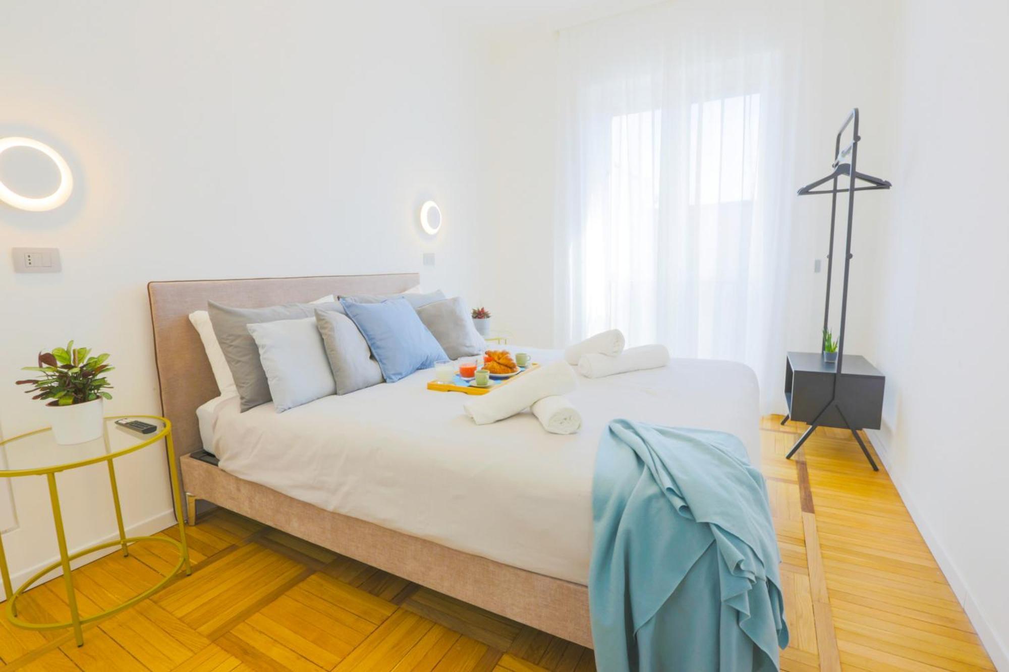 Private Luxury 5 Bedroom - Station * Milaan