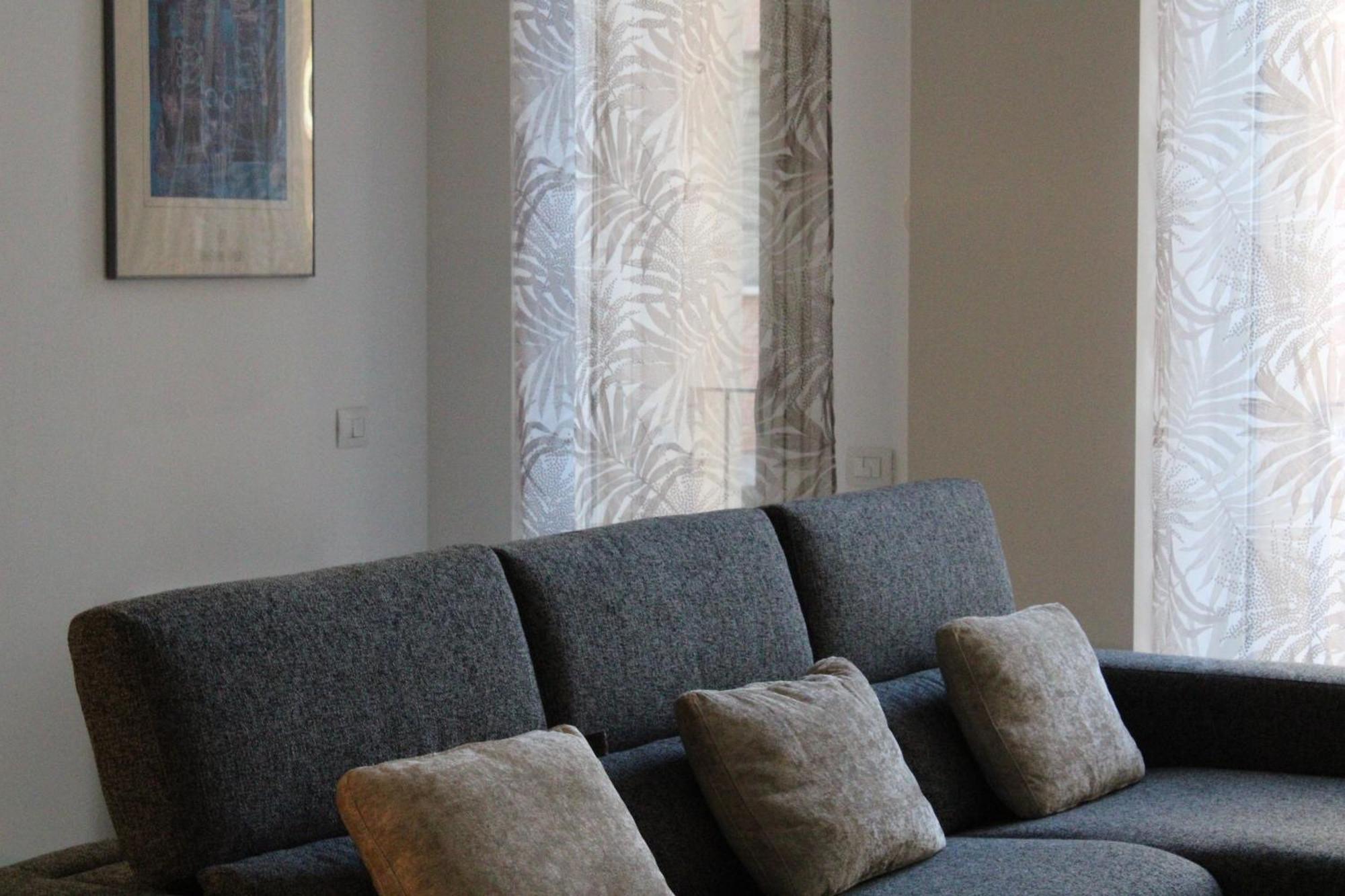 Space Loft - Close To M5 Subway - Free Parking - Sky & Netflix Tv Appartement Milaan