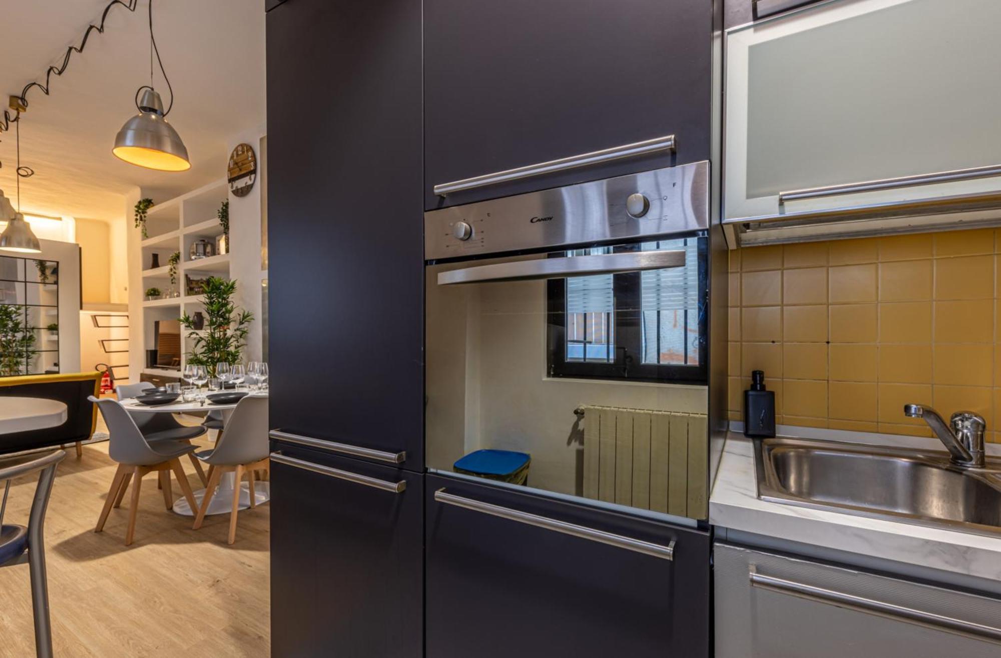 Industrial Loft In Maciacchini - Metro 50m Smartworking & Netflix Appartamento