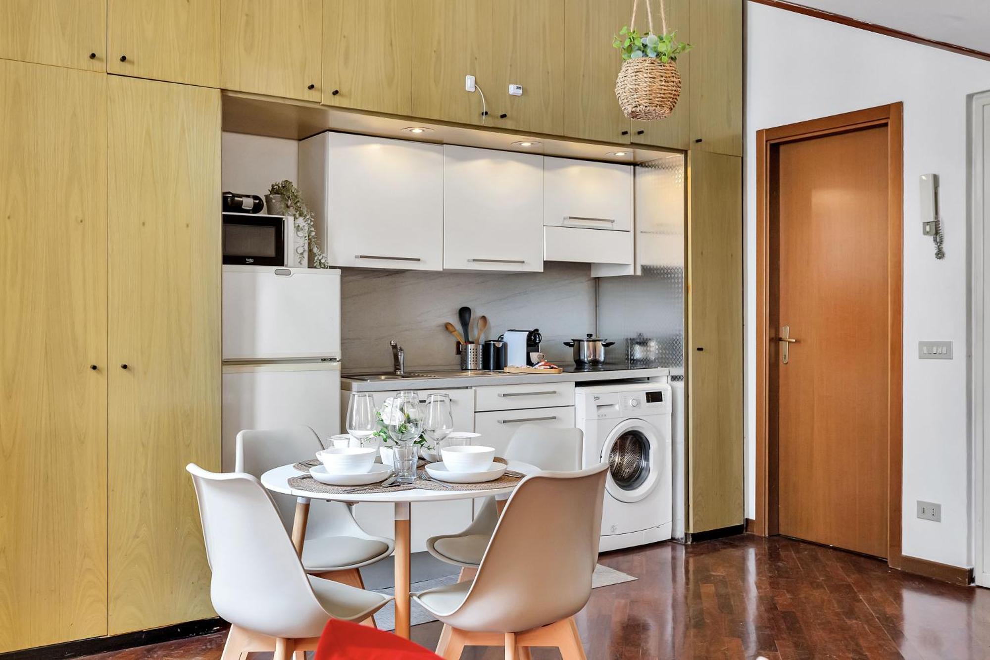 Appartamento Centro Storicolittle Loft With Balcony Duomo A 10 Miuti Milano