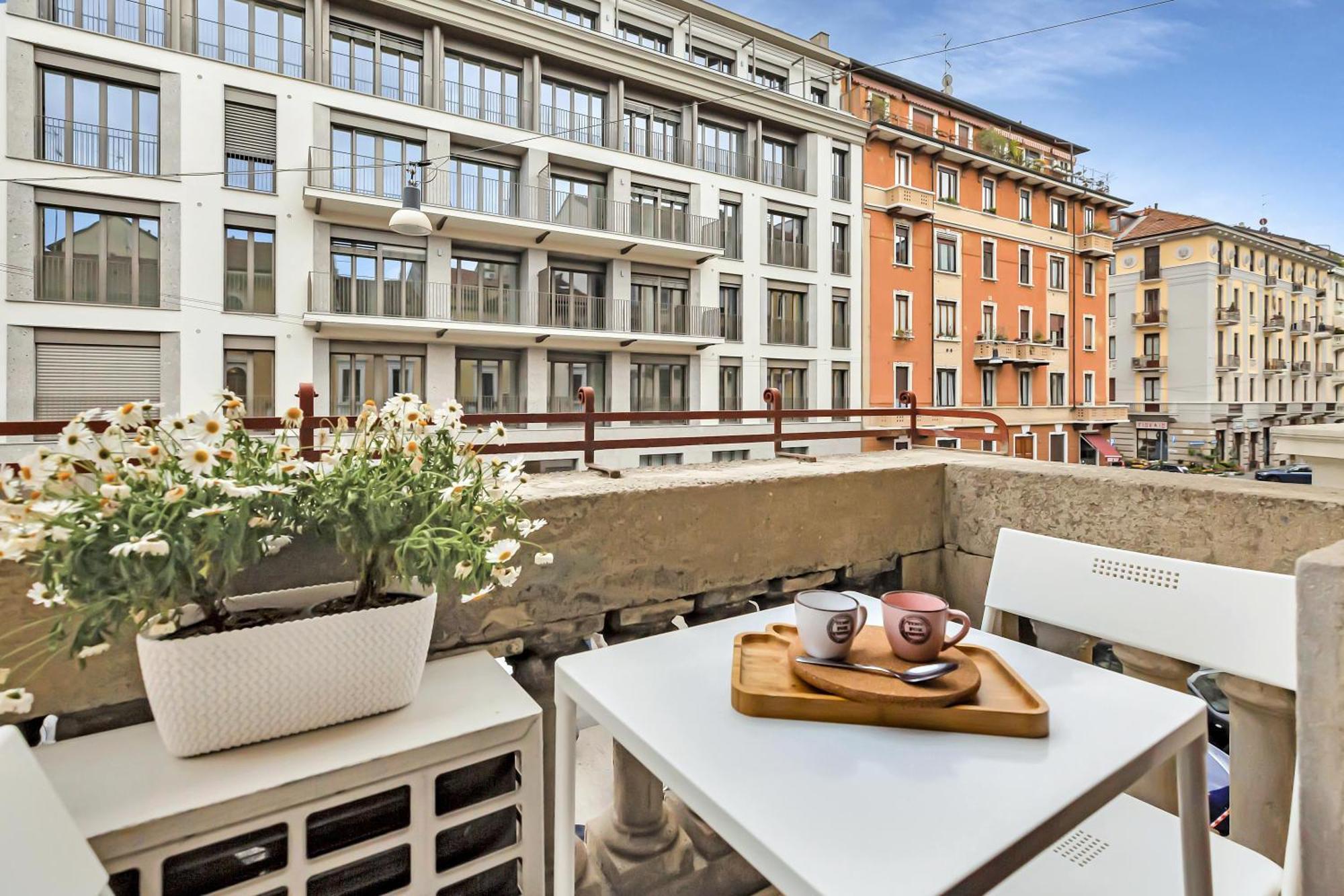 Centro Storicolittle Loft With Balcony Duomo A 10 Miuti