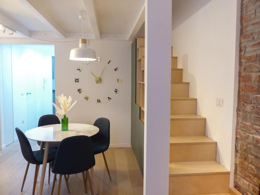 Appartement Fiera - Citylife Luxury Loft Near Duomo Milaan