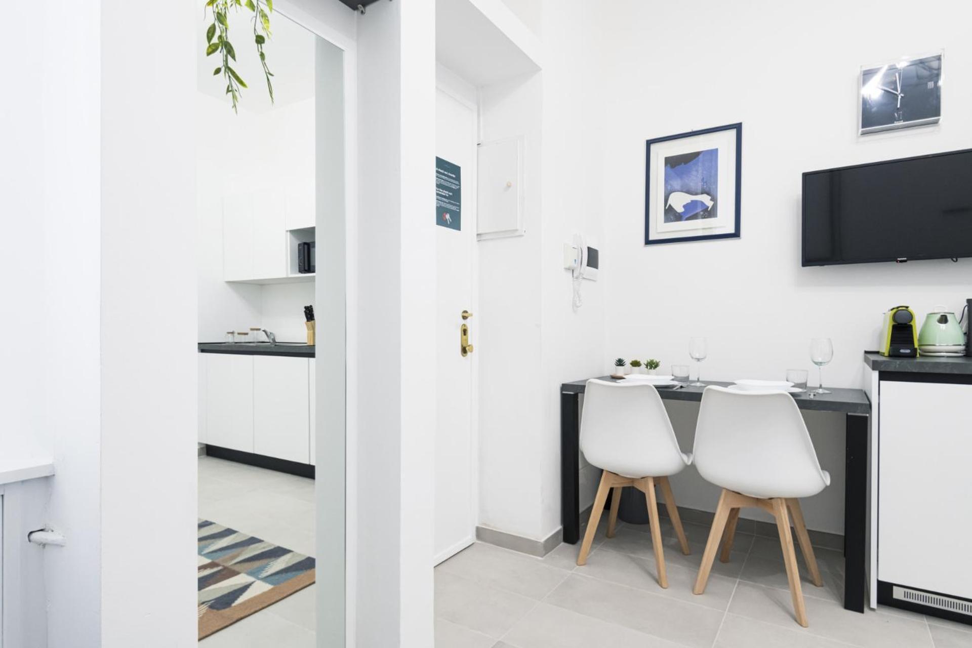 Easylife - Pratico Monolocale In Zona Isola * Milano