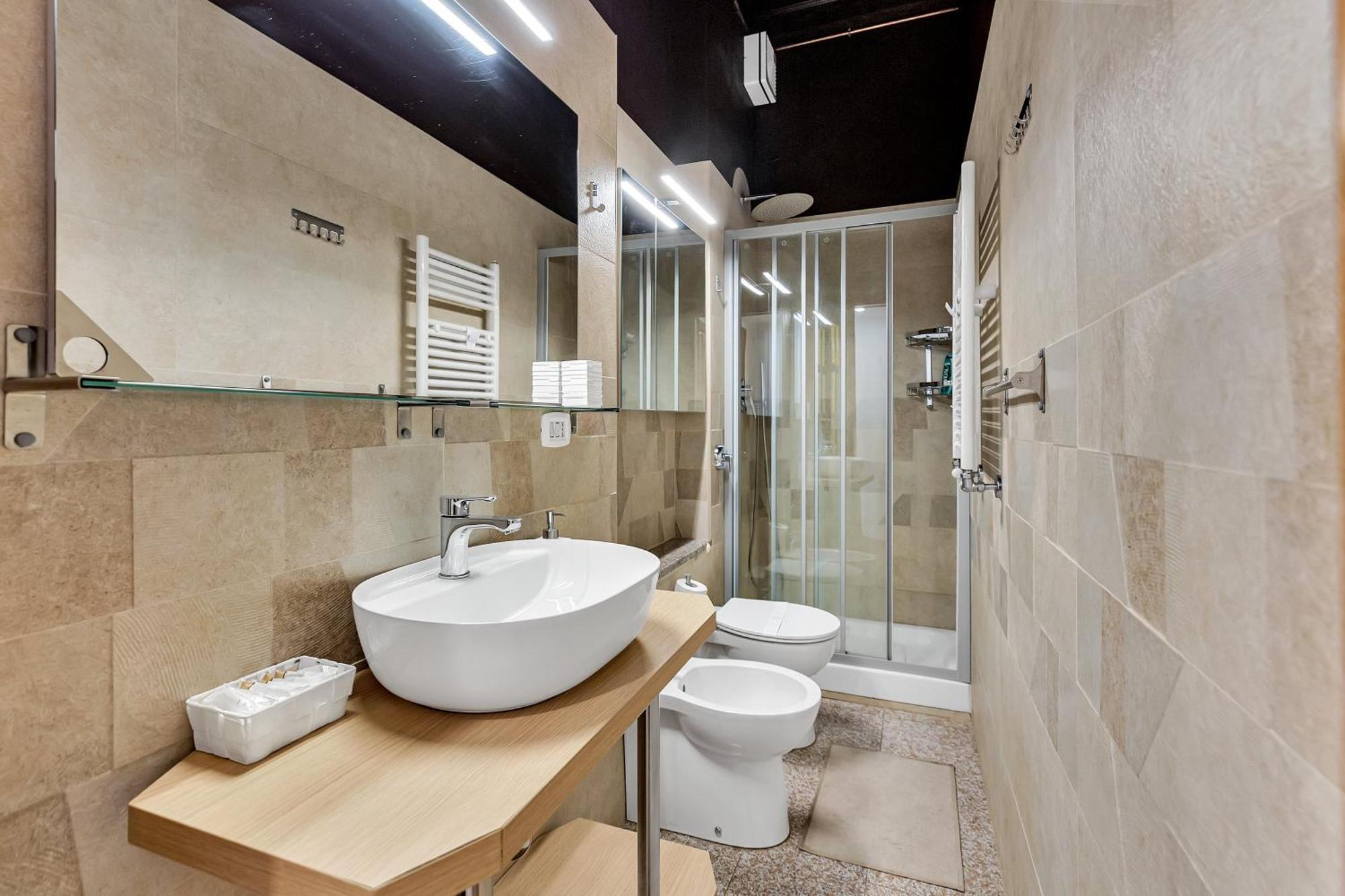 Charming & Bright In The Heart Of - Balcony Lejlighed Milano