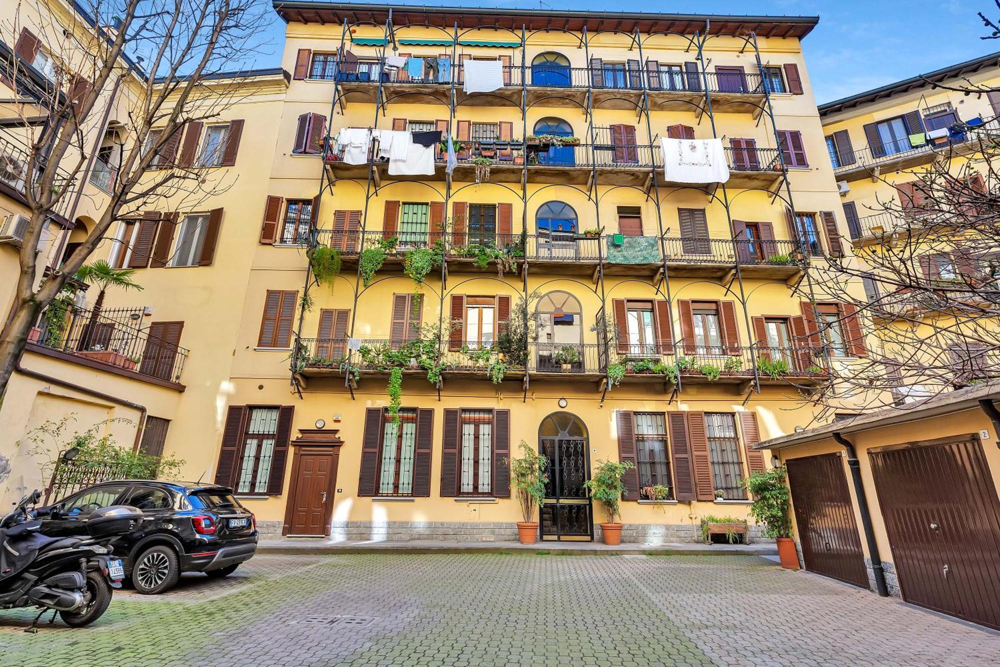 Charming & Bright In The Heart Of - Balcony * Milano