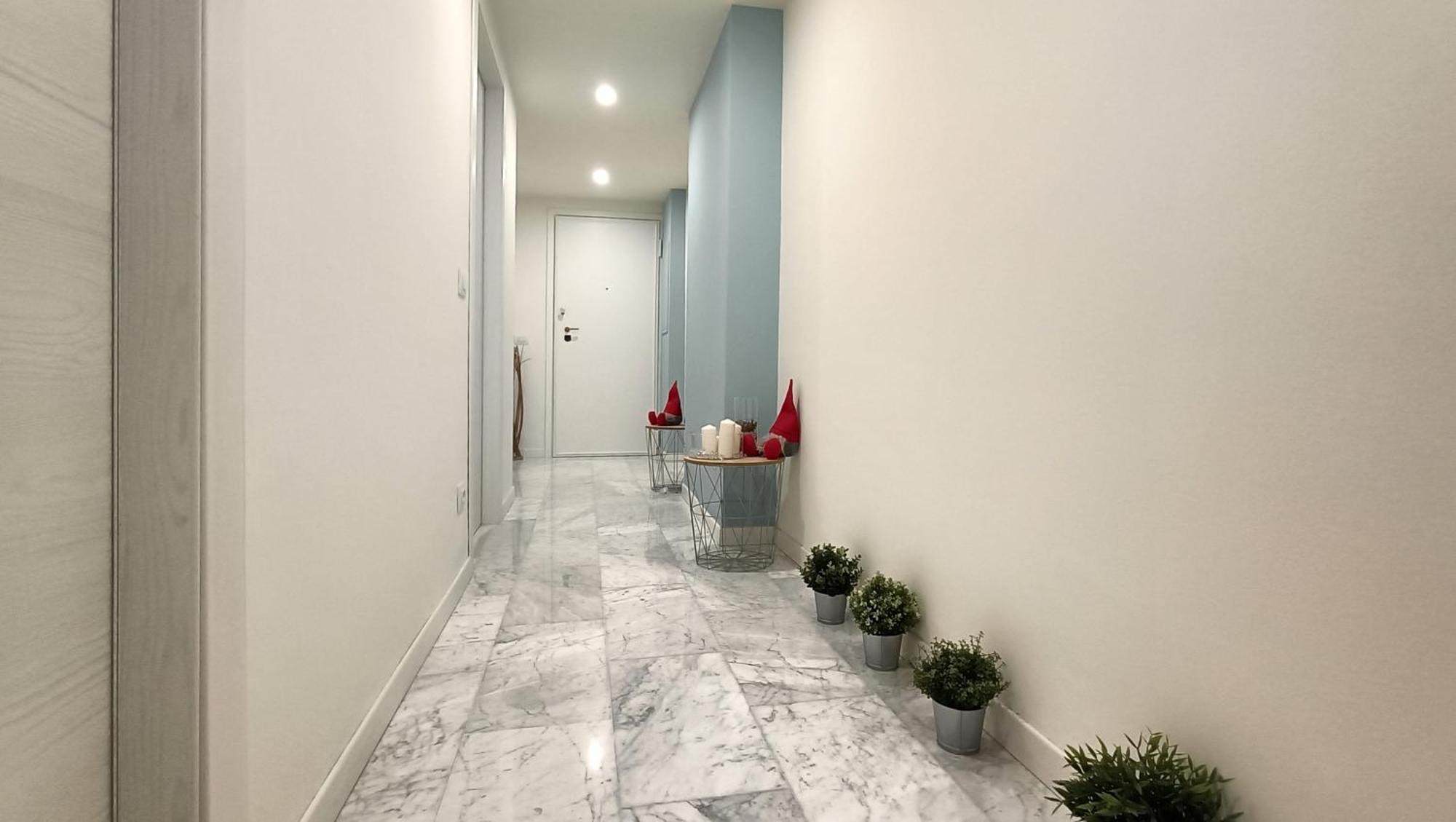 Sahi - Via Dei Ciclamini Mm1 Primaticcio, Stadio San Siro, Ospedale San Carlo Milaan