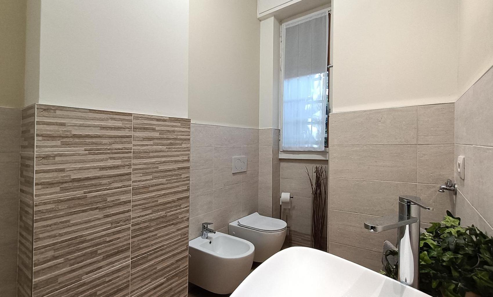 Sahi - Via Dei Ciclamini Mm1 Primaticcio, Stadio San Siro, Ospedale San Carlo Appartement