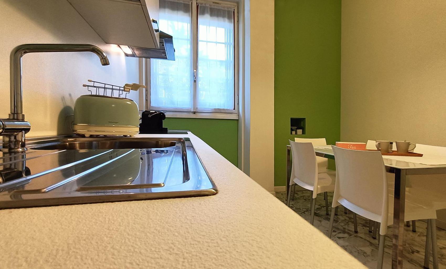 Sahi - Via Dei Ciclamini Mm1 Primaticcio, Stadio San Siro, Ospedale San Carlo Appartement