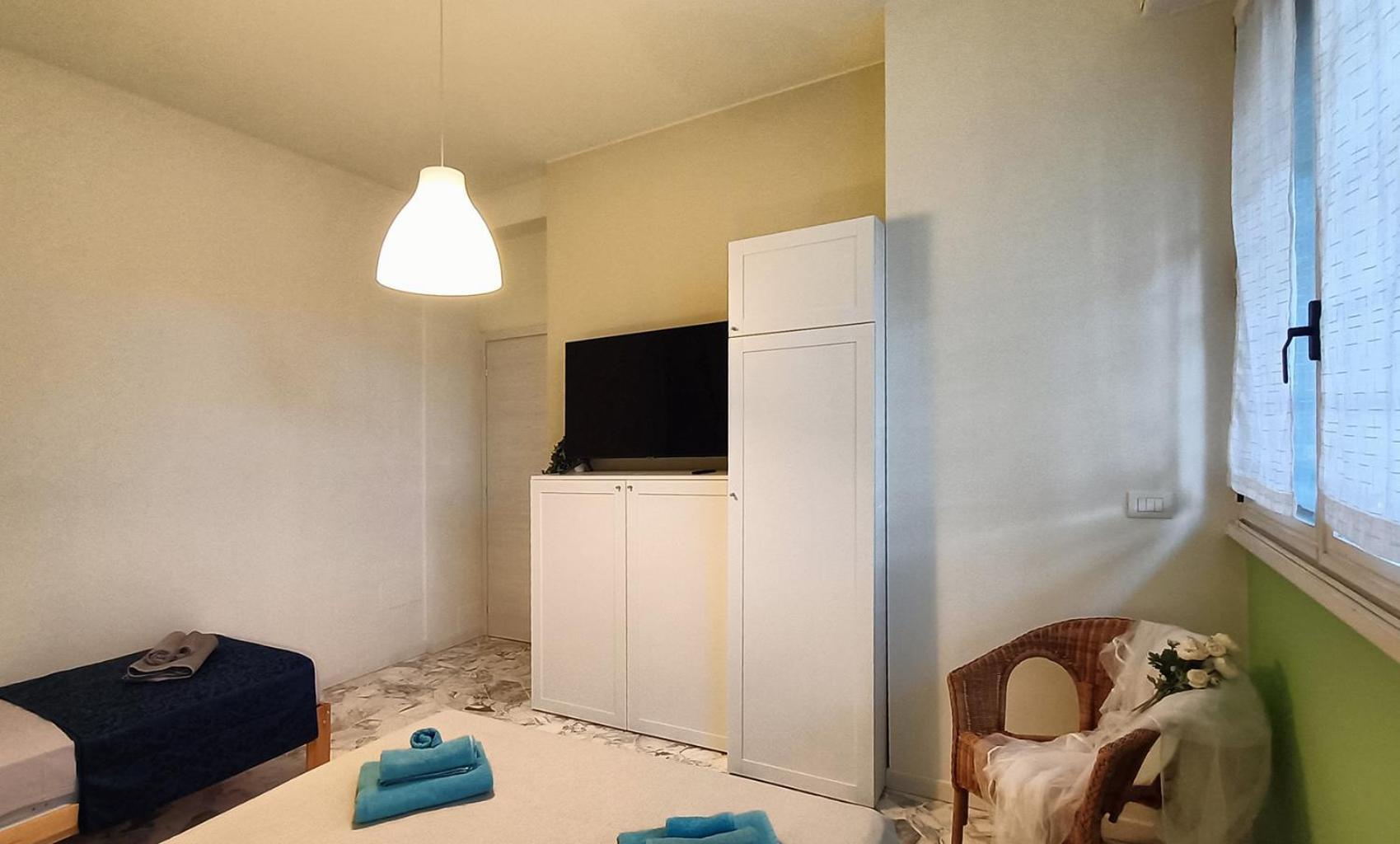 Appartement Sahi - Via Dei Ciclamini Mm1 Primaticcio, Stadio San Siro, Ospedale San Carlo Milaan