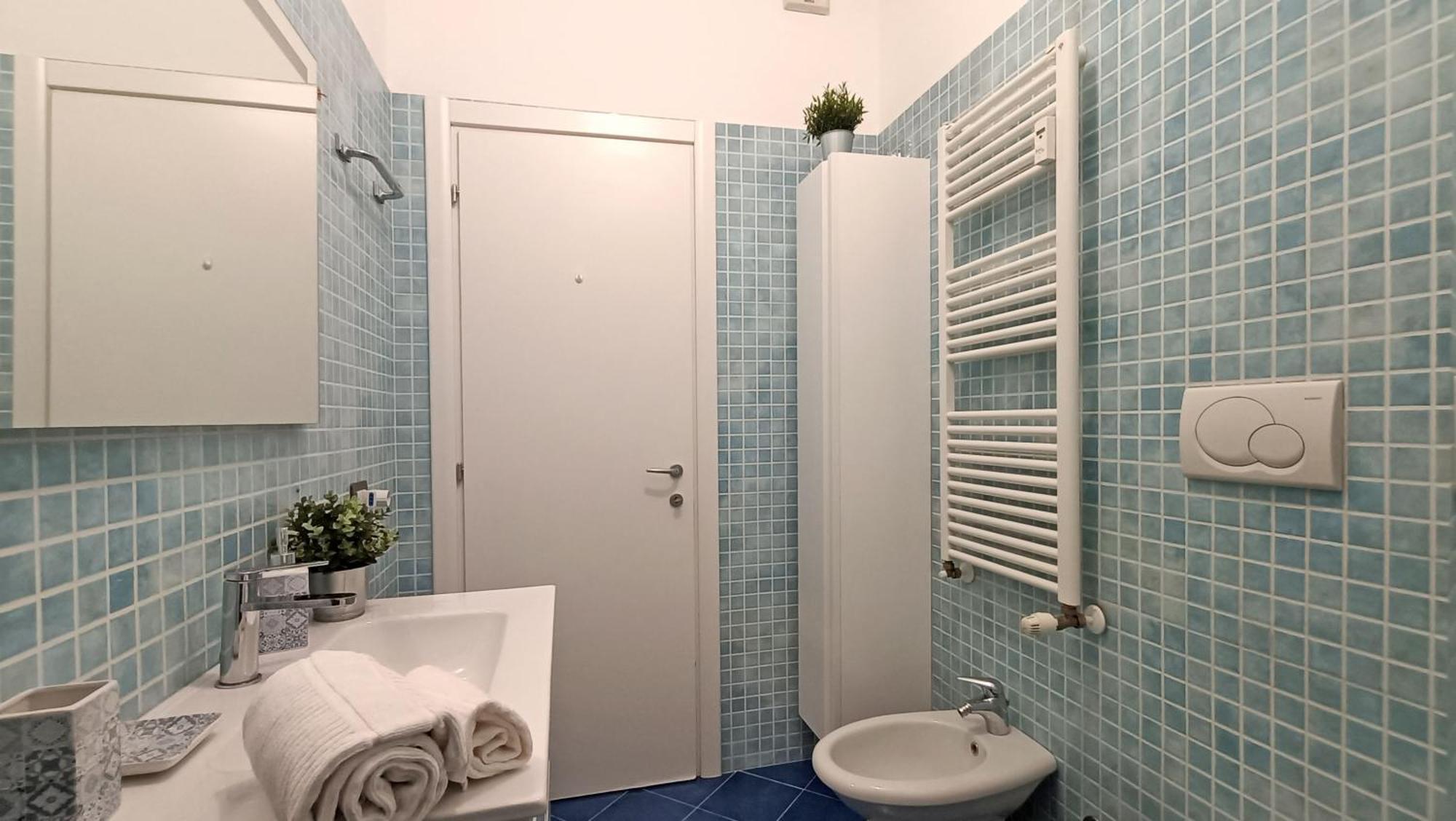 Sahi - Via Dei Ciclamini Mm1 Primaticcio, Stadio San Siro, Ospedale San Carlo Appartement Milaan