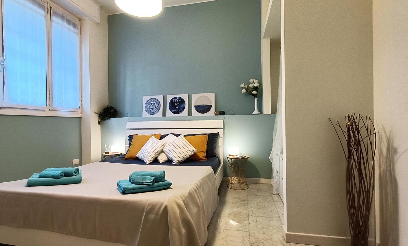 Sahi - Via Dei Ciclamini Mm1 Primaticcio, Stadio San Siro, Ospedale San Carlo Milaan