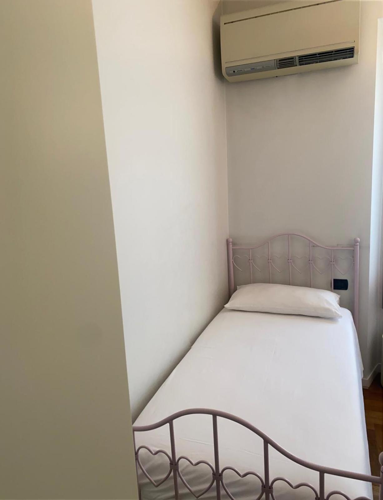 Lagrange Apartment Mailand