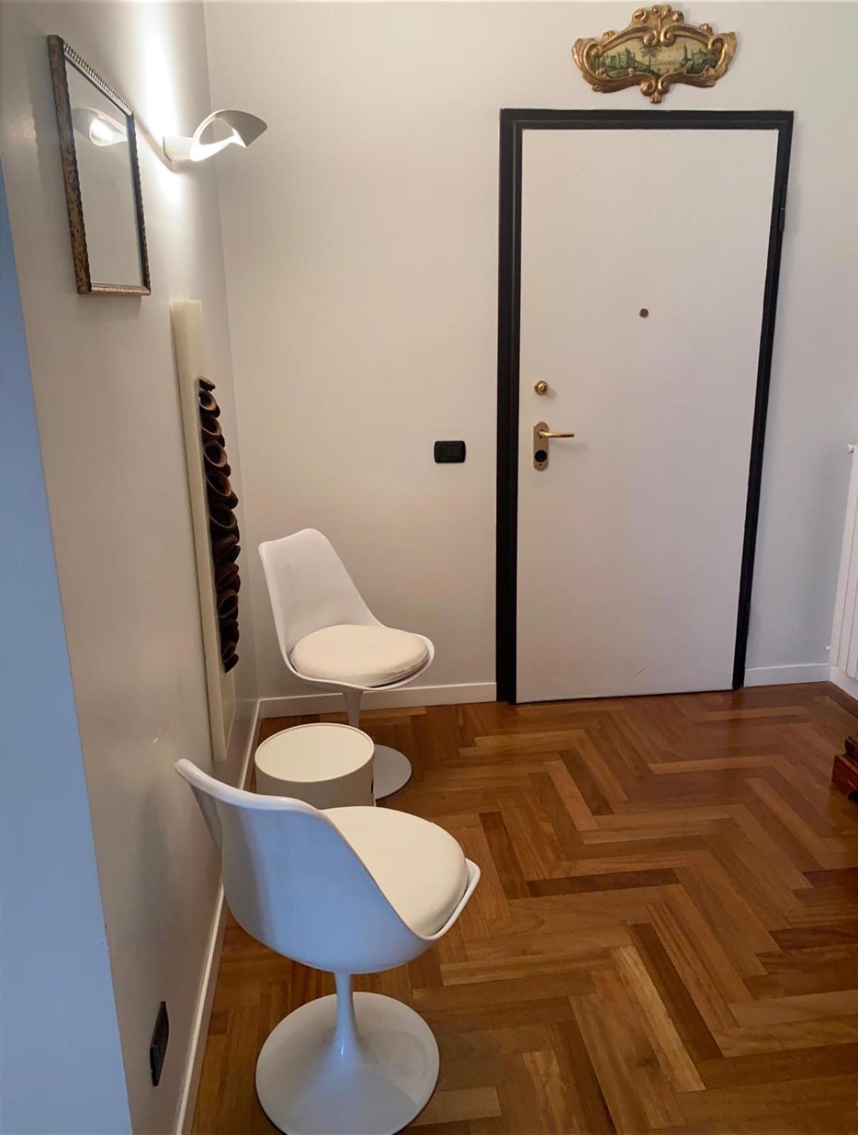 Lagrange Apartment