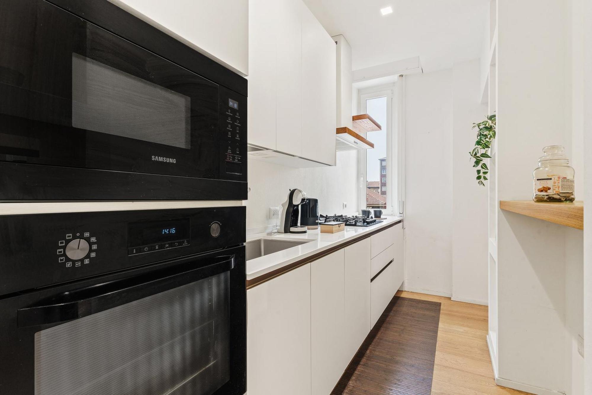 Tortona-navigli Luxury Desing District Wifi E Neflix Apartment Milan
