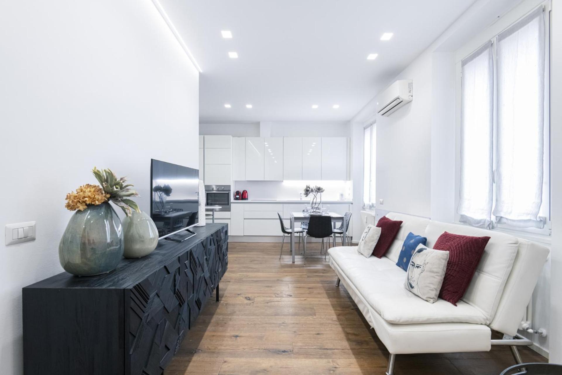 Easylife - Moderno E Chic Con Led Atmosferici Apartment Mailand
