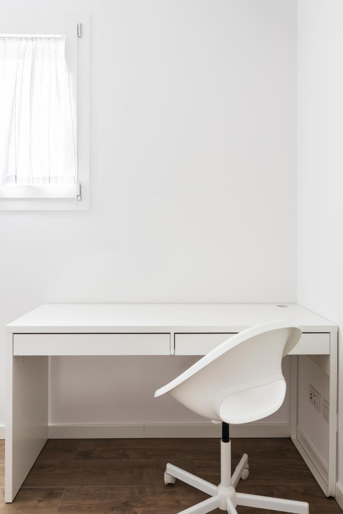 Bilocale Con Balcone Vicino Palazzo Del Ghiaccio Leilighet Milano