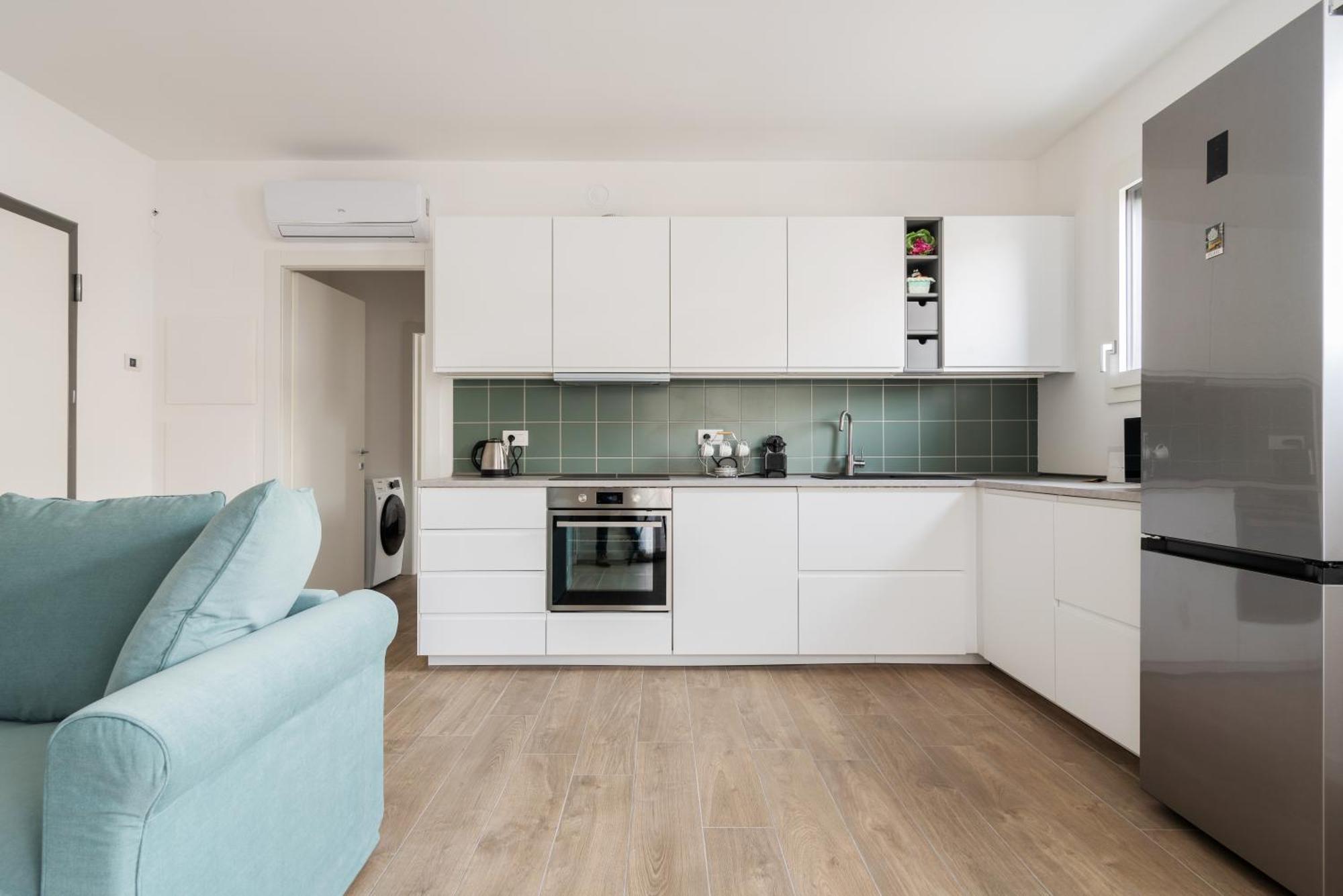 Leilighet Bilocale Con Balcone Vicino Palazzo Del Ghiaccio Milano