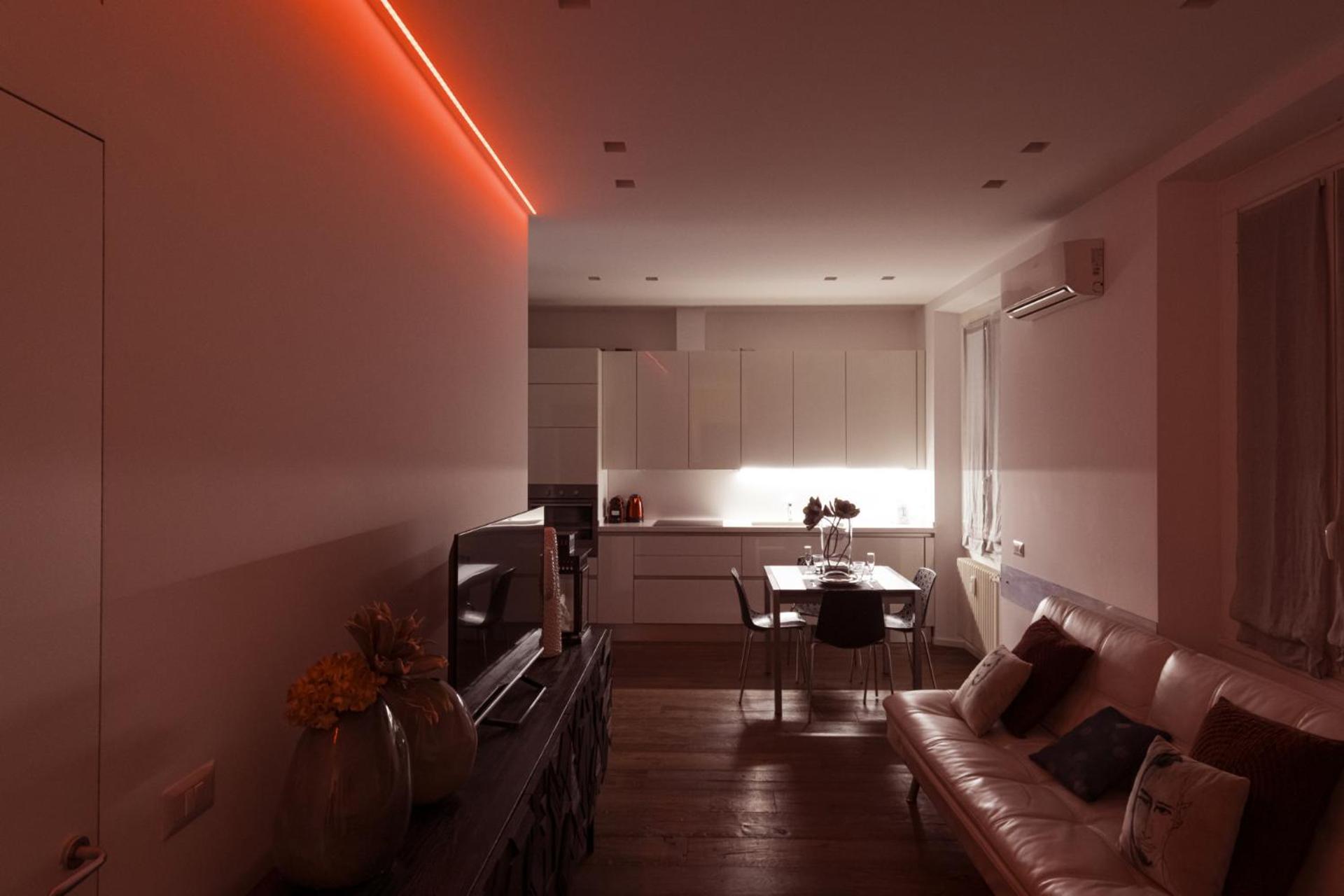 Easylife - Moderno E Chic Con Led Atmosferici Apartment Mailand